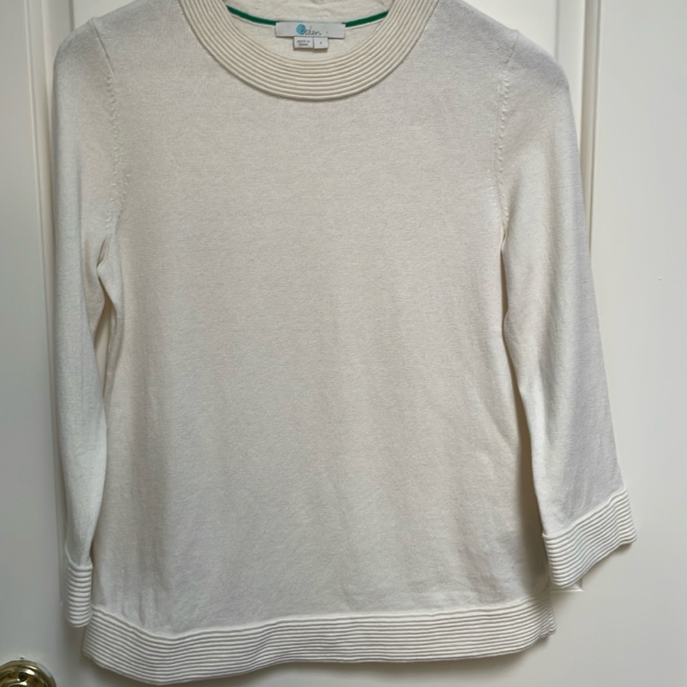 Boden sz S Ivory Sweater 70% cotton, 30% wool,  ribbed pattern neckline, sleeves